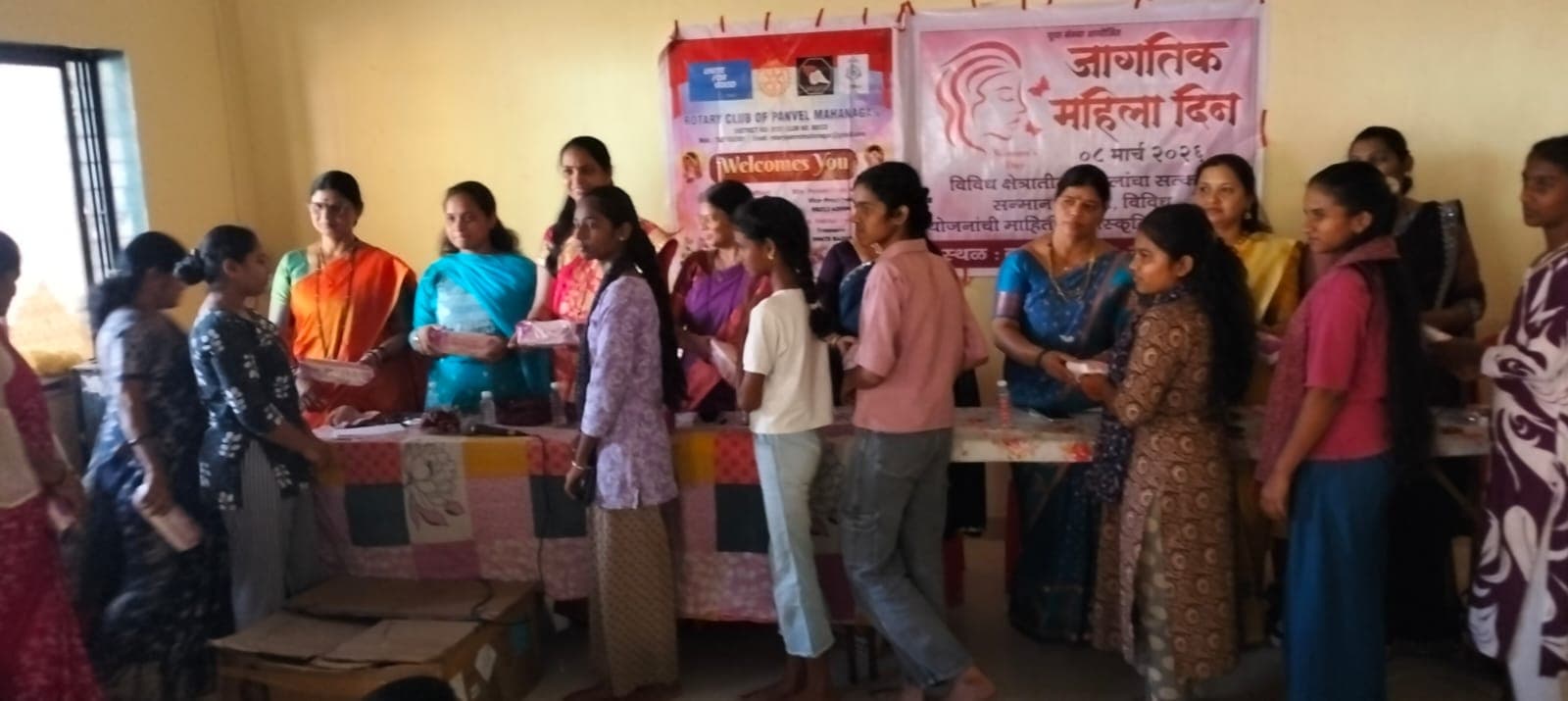Sanitary Pad Distribution Initiative - Kashtakari Nagar - photo 4